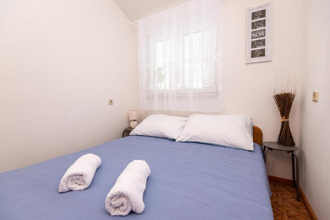 Magnolia Apartmani Vodice Exteriör bild