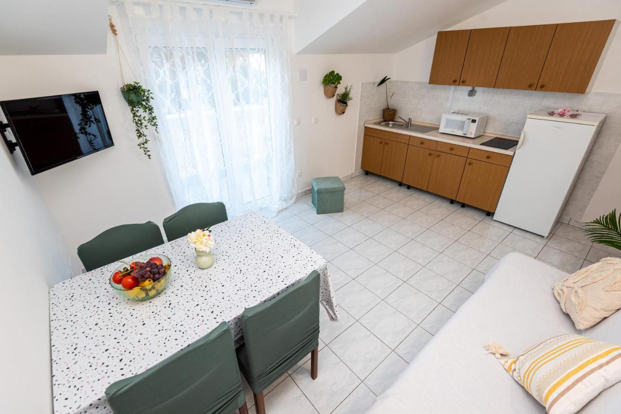 Magnolia Apartmani Vodice Exteriör bild