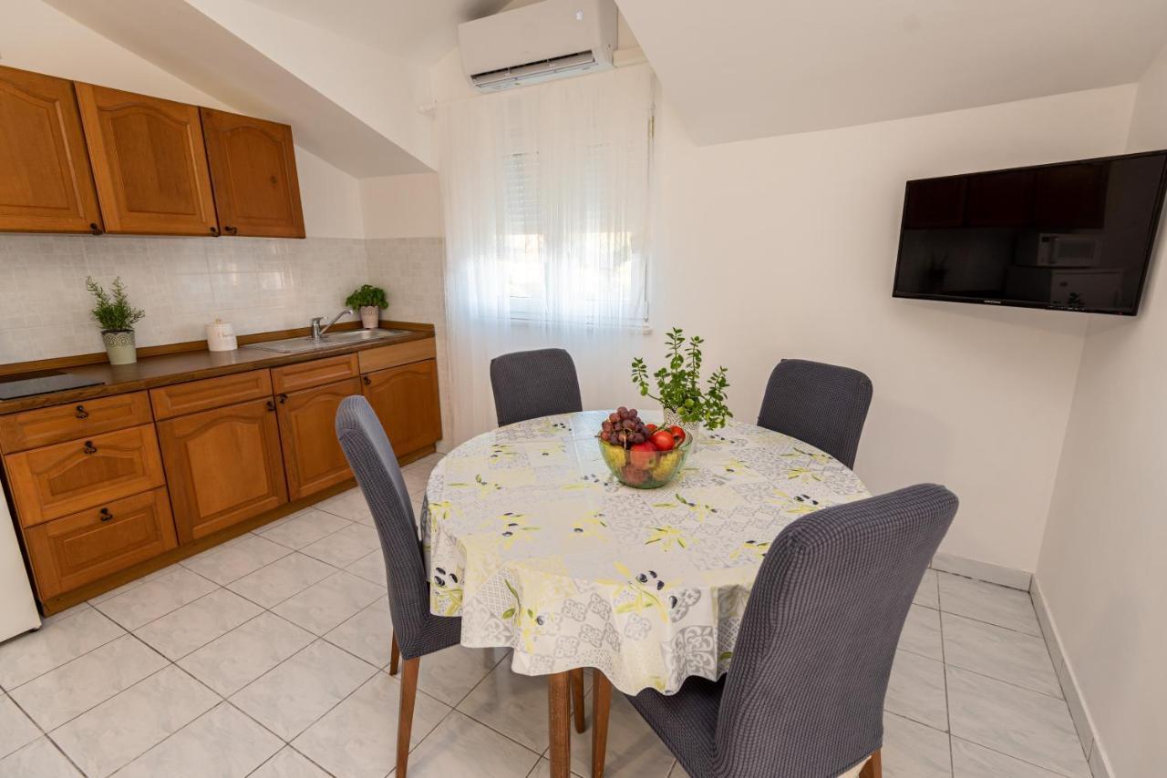 Magnolia Apartmani Vodice Exteriör bild