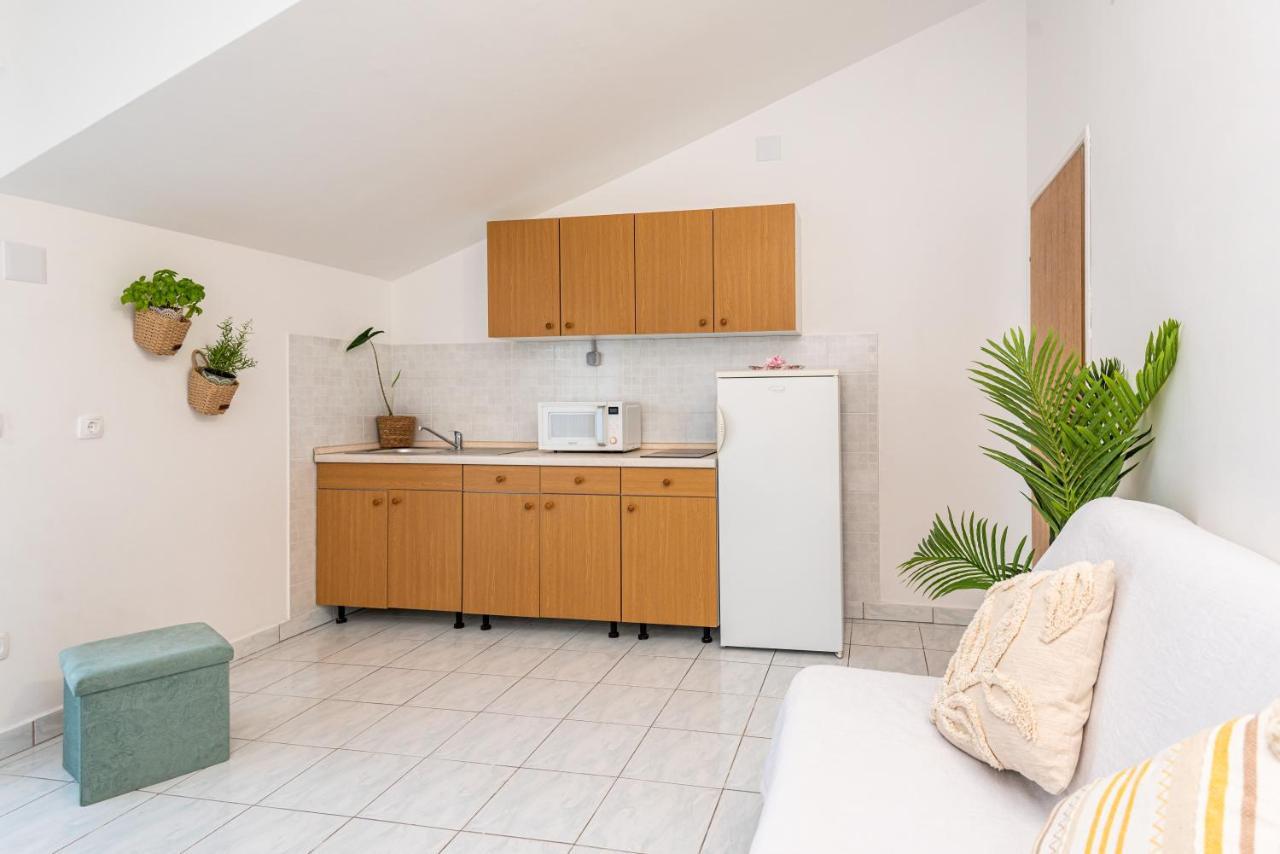 Magnolia Apartmani Vodice Exteriör bild