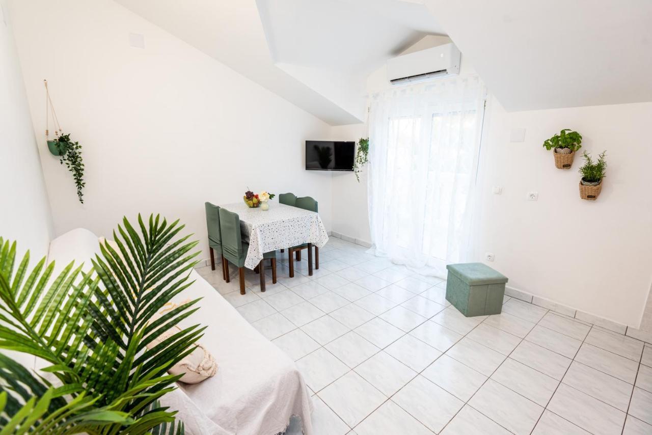 Magnolia Apartmani Vodice Exteriör bild